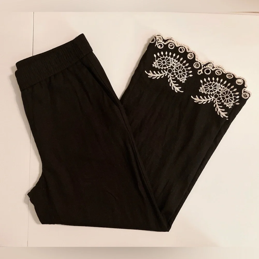 🎀 Maison D’Amelie Wide-Leg High-Rise Embroidered Hem Black Linen Ankle Pants - Picture 9 of 9